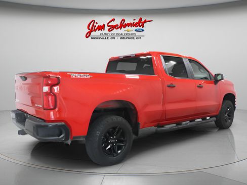 Used 2022 Chevrolet Silverado 1500 Custom Trail Boss w/ Safety Confidence Package AWD/4WD image 6
