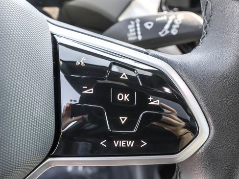 Certified 2023 Volkswagen ID.4 Pro S Plus image 24