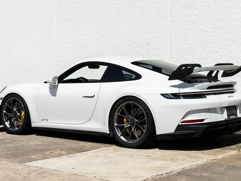 Used 2022 Porsche 911 GT3 RWD image 4