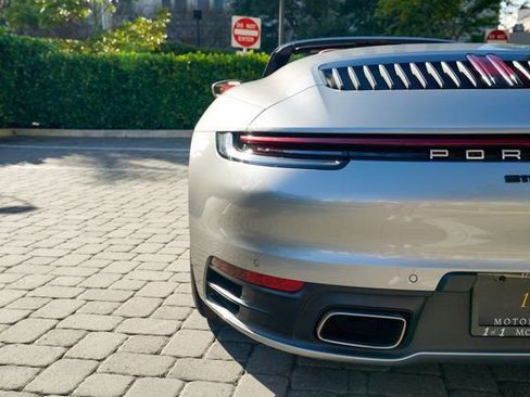 Used 2021 Porsche 911 Carrera image 22