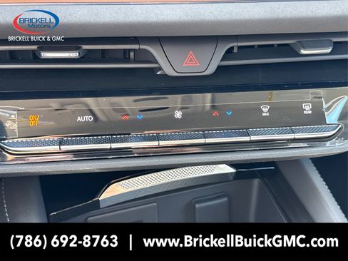 New 2025 Buick Envision Sport Touring image 28