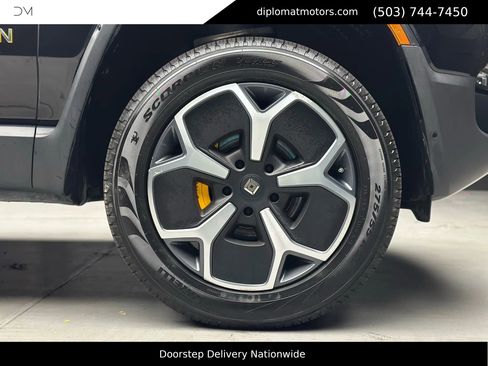 Used 2022 Rivian R1T Launch Edition image 38