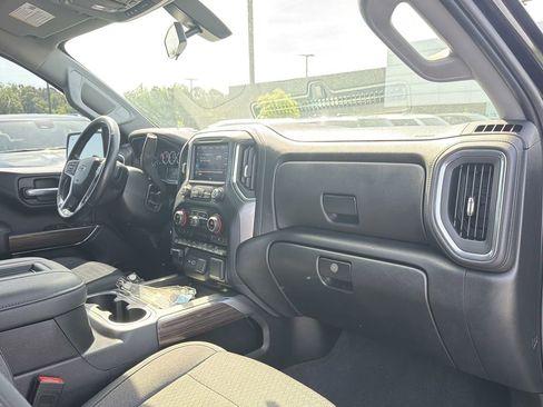 Used 2021 Chevrolet Silverado 1500 LT Trail Boss w/ Convenience Package II image 18