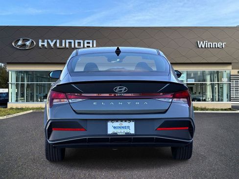 Used 2026 Hyundai Elantra Sport FWD image 3