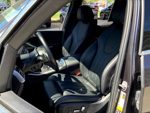 Used 2022 BMW X5 xDrive40i image 7