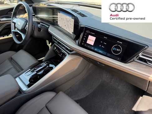 Used 2025 Audi Q5 Prestige AWD/4WD image 41