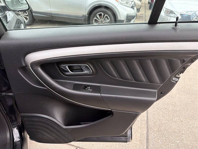 Used 2013 Ford Taurus SEL FWD image 17