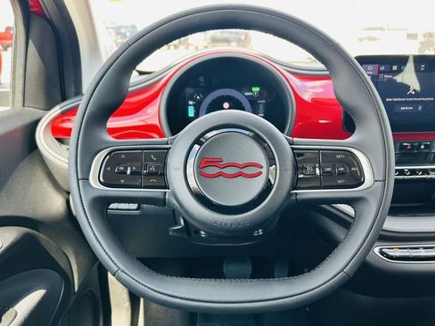 New 2024 FIAT 500 e (RED) image 12