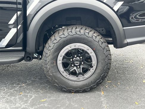 New 2025 Ford Ranger Raptor image 31