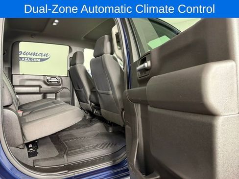Used 2022 Chevrolet Silverado 2500 LT w/ Convenience Package image 18