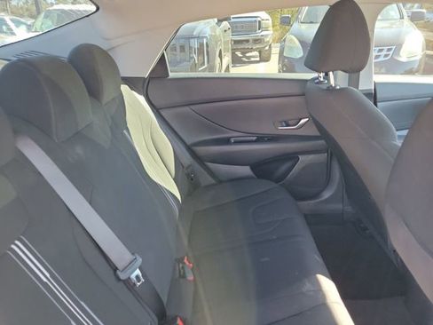 Used 2023 Hyundai Elantra SEL image 30
