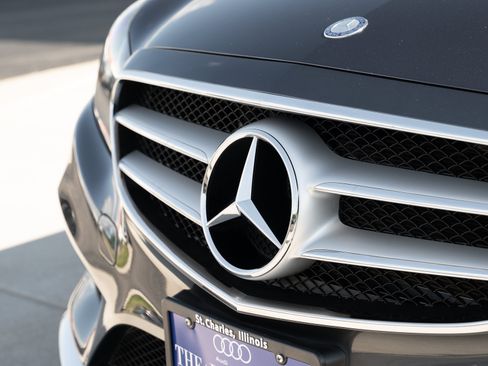 Used 2014 Mercedes-Benz E 350 4MATIC Sedan image 28