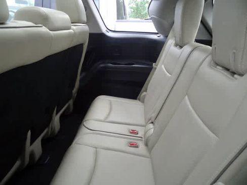 Used 2016 INFINITI QX60 Luxe w/ Deluxe Technology Package AWD/4WD image 11