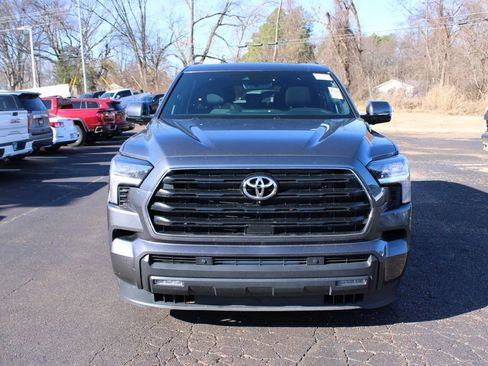 Used 2025 Toyota Sequoia SR5 image 3