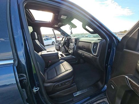 Used 2022 GMC Sierra 2500 Denali image 37