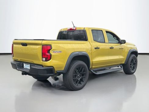 Used 2023 Chevrolet Colorado Trail Boss w/ LPO, Dark Essentials Package AWD/4WD image 5