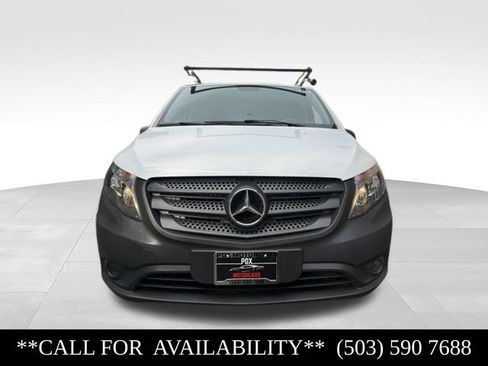 Used 2020 Mercedes-Benz Metris image 8