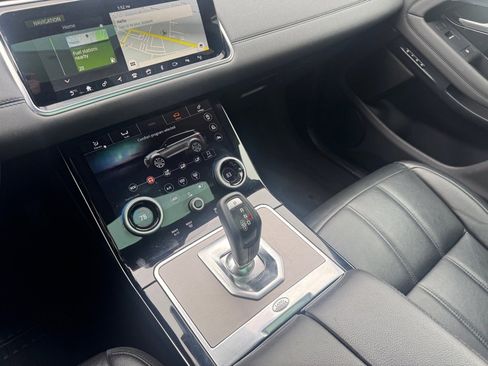 Used 2020 Land Rover Range Rover Evoque SE image 22