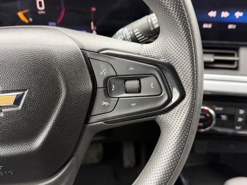Used 2024 Chevrolet Trax LT image 35