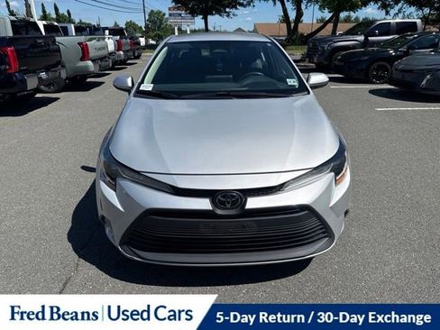 Used 2024 Toyota Corolla LE FWD image 23