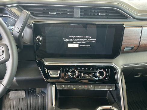 New 2026 GMC Sierra 3500 Denali Ultimate AWD/4WD image 25