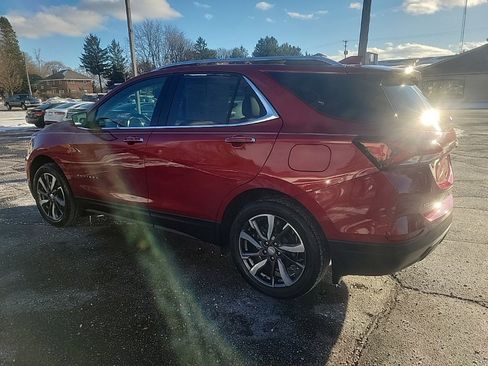 Used 2024 Chevrolet Equinox Premier image 4