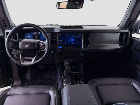 Used 2025 Ford Bronco Badlands image 26