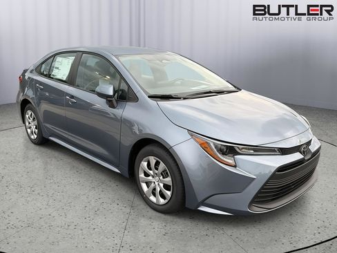 New 2026 Toyota Corolla LE FWD image 7