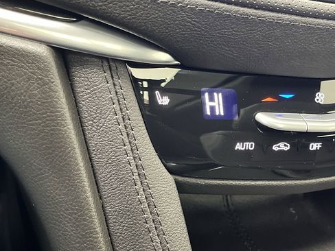 New 2025 Cadillac XT6 Luxury w/ LPO, Floor Liner Package image 24