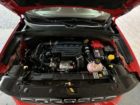 Certified 2022 Jeep Renegade Latitude w/ Convenience Group image 15