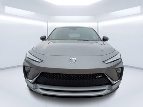 New 2026 Buick Envista Sport Touring image 8