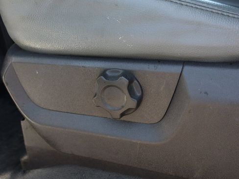 Used 2016 Ford F650 2WD Crew Cab Super Duty image 17