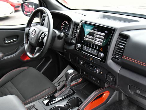 Used 2023 Nissan Frontier Pro-X w/ Pro Convenience Package image 50