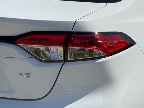 Used 2024 Toyota Corolla LE FWD image 7