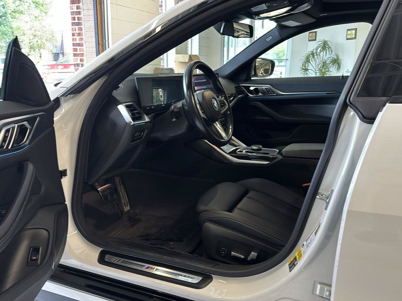Used 2024 BMW i4 eDrive40 w/ M Sport Package RWD image 7