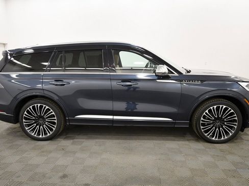 Used 2022 Lincoln Aviator Black Label w/ Dynamic Handling Package image 9