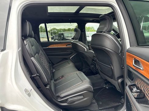 Certified 2023 Jeep Grand Cherokee L Summit AWD/4WD image 29