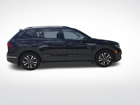 Used 2024 Volkswagen Tiguan S FWD image 4