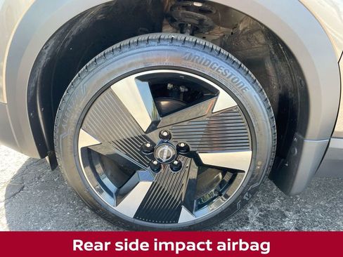 Certified 2025 Nissan Kicks SR image 21