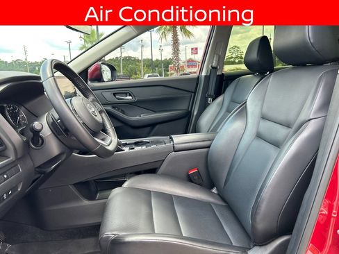 Used 2024 Nissan Rogue SV w/ SV Premium Package FWD image 13