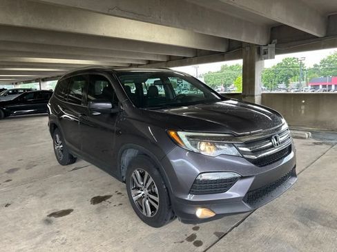 Certified 2018 Honda Pilot EX-L image 3