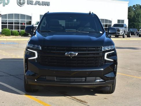 Used 2023 Chevrolet Tahoe RST w/ Luxury Package AWD/4WD image 2