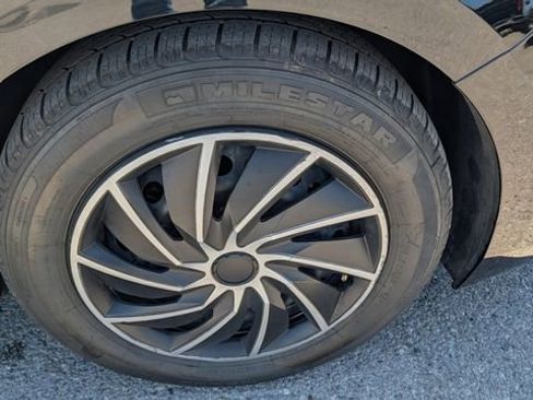 Used 2022 Nissan Sentra S FWD image 26
