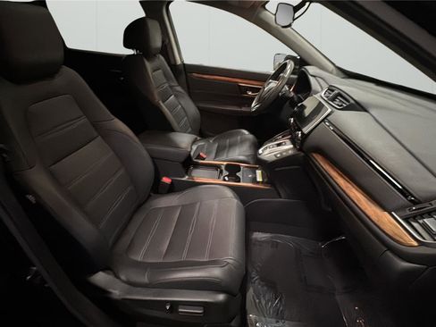 Used 2022 Honda CR-V Touring image 14