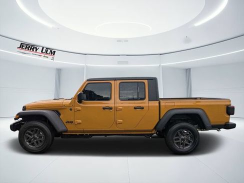 New 2026 Jeep Gladiator Sport AWD/4WD image 6