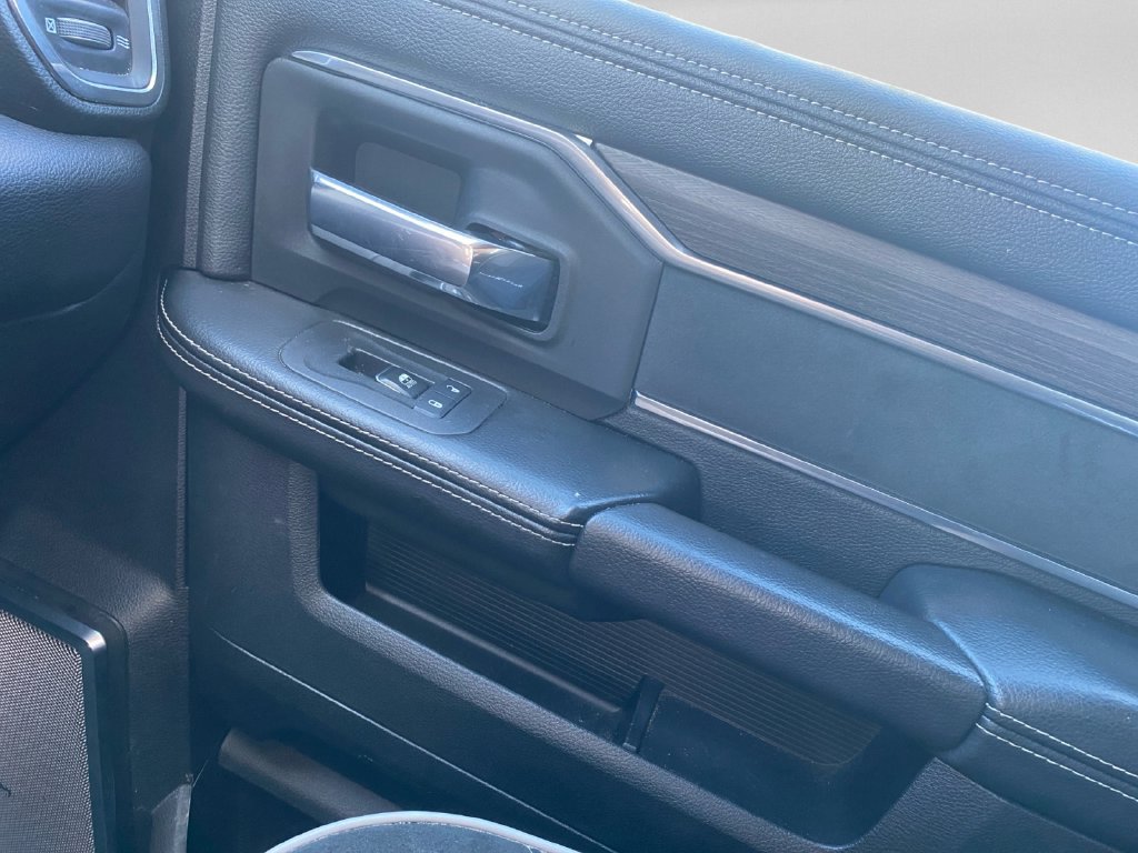 Used 2026 RAM 3500 Laramie AWD/4WD image 24