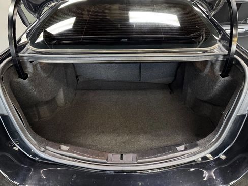 Used 2018 Ford Fusion SE w/ Fusion SE Technology Package image 46