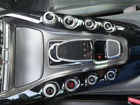 Used 2019 Mercedes-Benz AMG GT R image 20