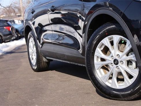 Certified 2024 Ford Escape Active w/ Cold Weather Package image 3