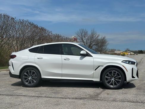 New 2026 BMW X6 xDrive40i w/ Climate Comfort Package AWD/4WD image 8